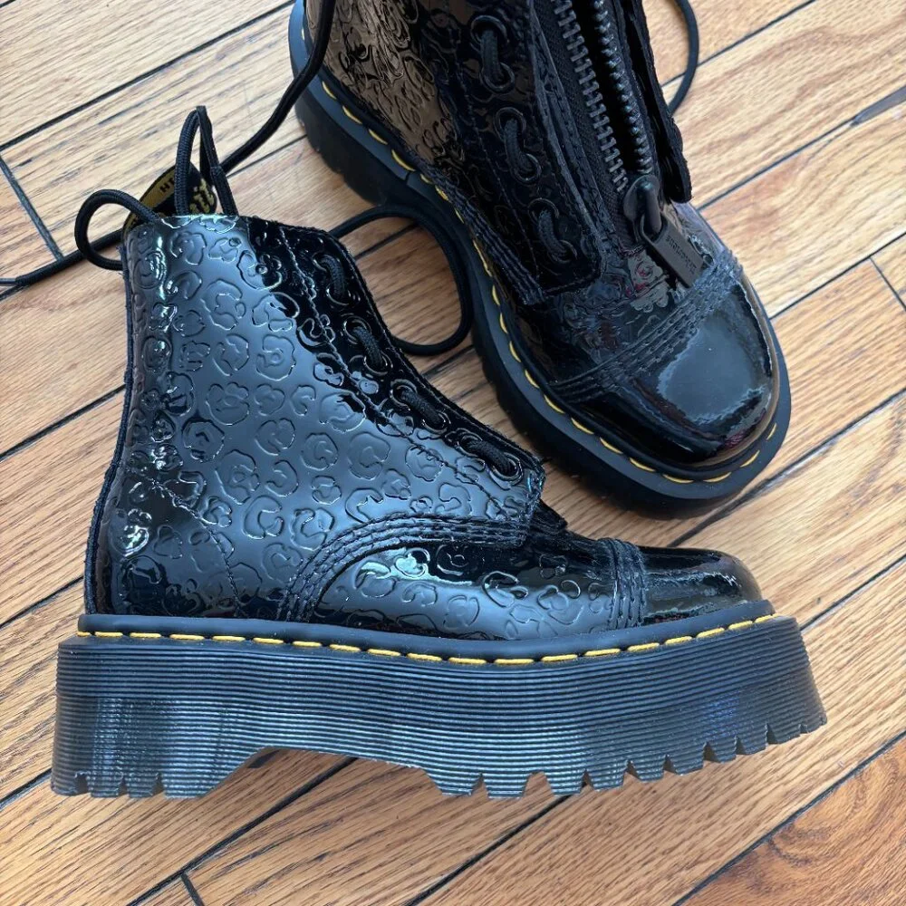 Dr. Martens nwot black
